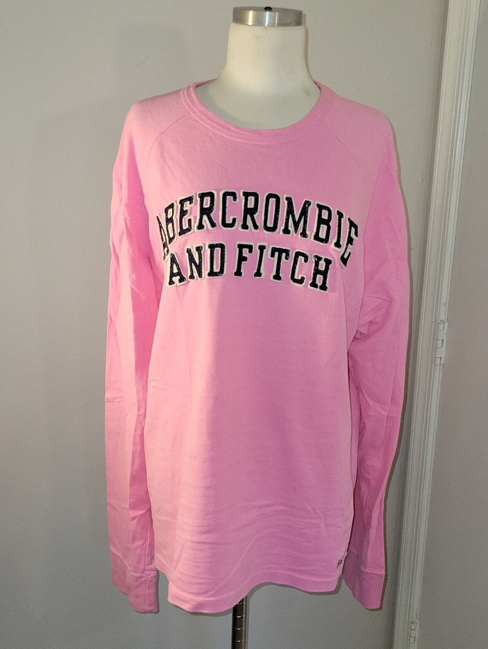 Abercrombie & Fitch Pink Crewneck Logo Vintage  t-shirt XL
